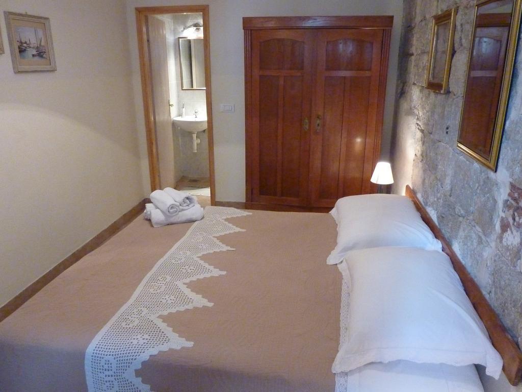 Authentic Mediterranean Apartment Split Rum bild