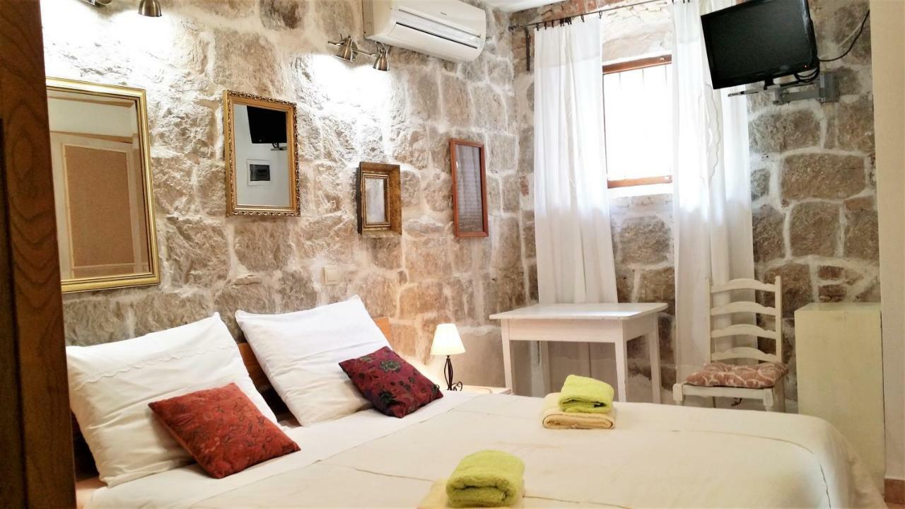 Authentic Mediterranean Apartment Split Exteriör bild